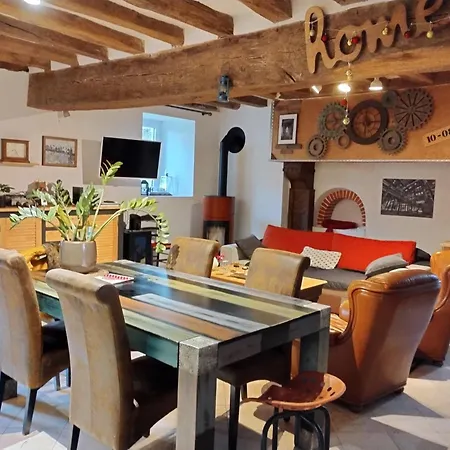 Sejour En Famille Dans Longere, 2 Double Avec Berceau Et Possibilite Lit Pliant 1 Personne, Relais Motard, Nespresso A Disposition Dans * Marigne-Laille