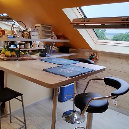Sejour En Famille Dans Longere, 2 Double Avec Berceau Et Possibilite Lit Pliant 1 Personne, Relais Motard, Nespresso A Disposition Dans * Marigne-Laille
